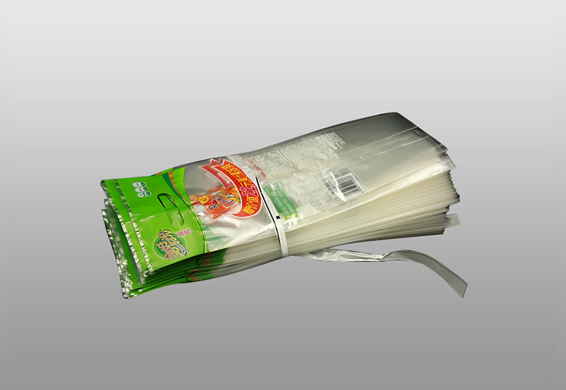 Plusieurs matériaux couramment utilisés dans les sacs d'emballage en plastique